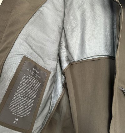 Water Repellent Wool Ghost Piece Rain Jacket