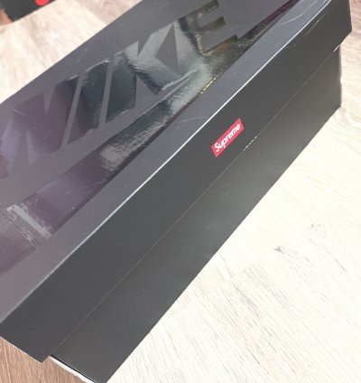 Supreme Air Bakin Black Gradient