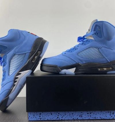 Nike Air Jordan 5 Retro Unc University Blue
