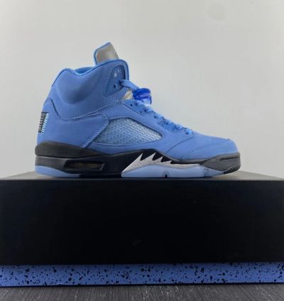 Nike Air Jordan 5 Retro Unc University Blue