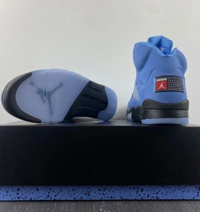 Nike Air Jordan 5 Retro Unc University Blue