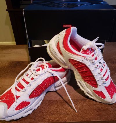 Supreme Air Max Tailwind 4 University Red