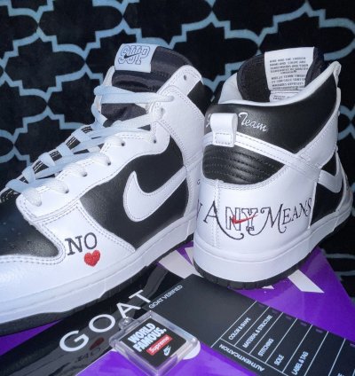 Supreme Dunk Hi Size 9 5 Black Comes With Box Logo Sticker