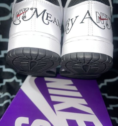Supreme Dunk Hi Size 9 5 Black Comes With Box Logo Sticker