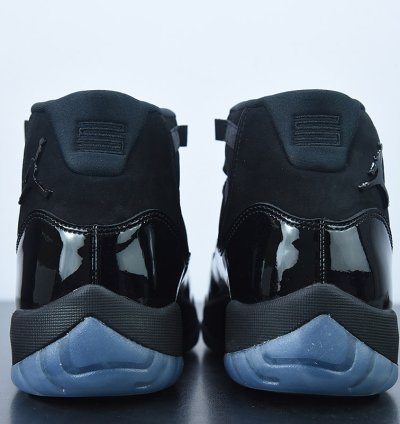 Nike Air Jordan 11 Retro Cap And Gown