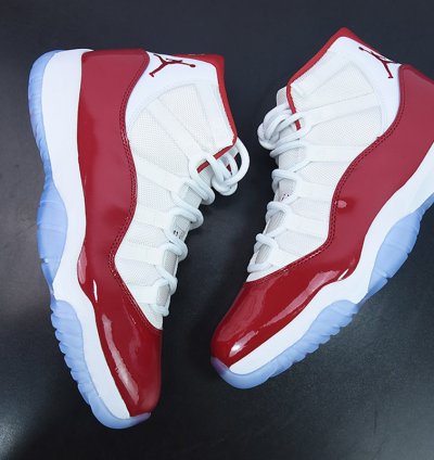 Nike Air Jordan 11 Retro Cherry