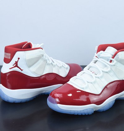 Nike Air Jordan 11 Retro Cherry