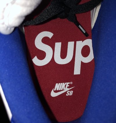 Supreme Dunk Low