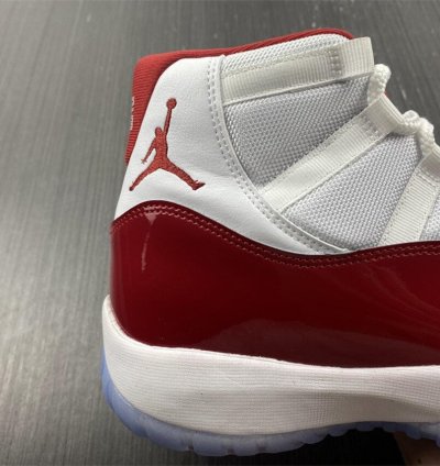 Nike Air Jordan 11 Retro Cherry 2022