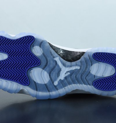 Nike Air Jordan 11 Retro Concord