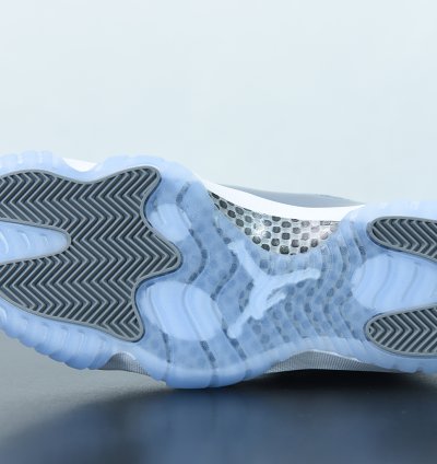 Nike Air Jordan 11 Retro Cool Grey