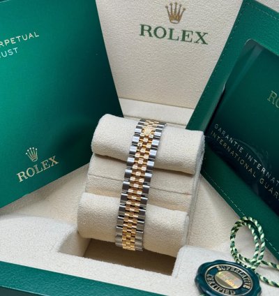 Rolex Lady-datejust New 2024 Silver Diamond Dial Diamond Bezel Two Tone Yellow Gold Jubilee 28mm