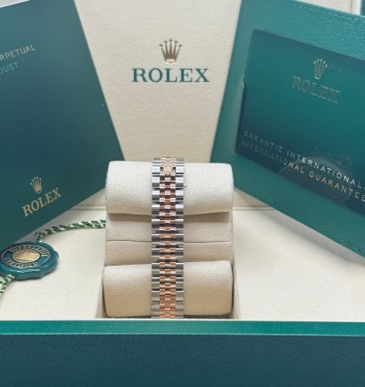 Rolex Lady-datejust New 2025 Olive Green Diamond Dial Diamond Bezel Two Tone Jubilee Rose Gold
