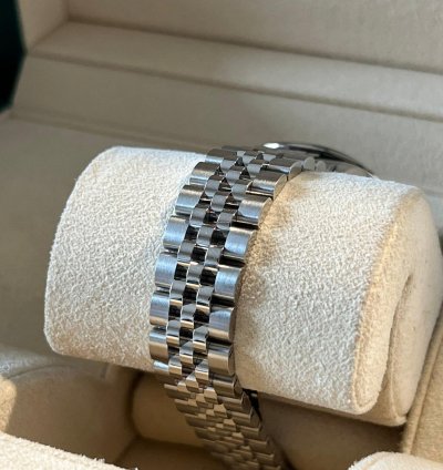 Rolex Lady-datejust Unworn Datejust 28mm Mother Of Pearl mop Diamond Dial Jubilee Bracelet Diamond Bezel 279384rbr
