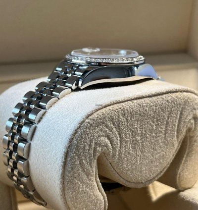 Rolex Lady-datejust Unworn Datejust 28mm Mother Of Pearl mop Diamond Dial Jubilee Bracelet Diamond Bezel 279384rbr