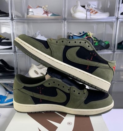 Travis Scott X Air Jordan 1 Low Black Olive