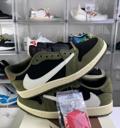 Travis Scott X Air Jordan 1 Low Black Olive