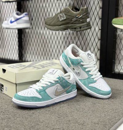April Skateboard X Nike Sb Dunk Low Pro