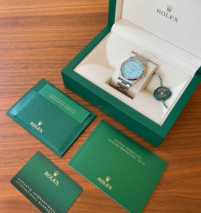 Rolex Oyster Perpetual 36 M126000-0006