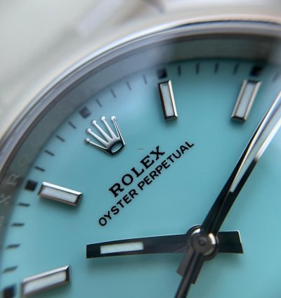 Rolex Oyster Perpetual 36 M126000-0006