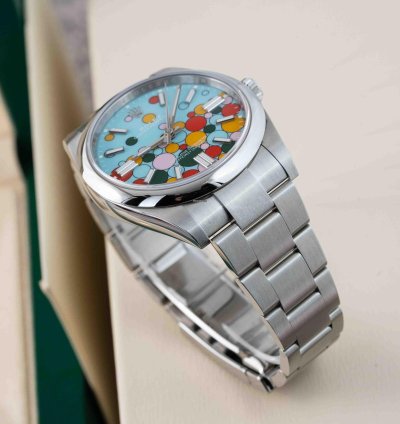 Rolex Oyster Perpetual 41 124300 - 2024