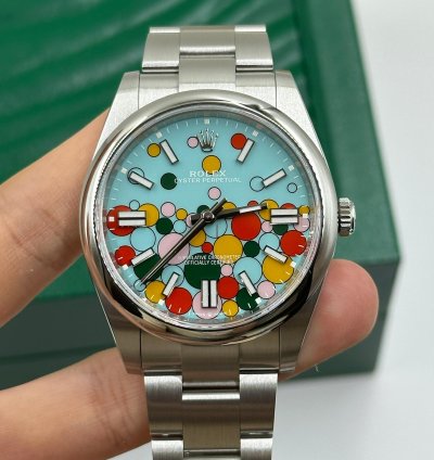 Rolex Oyster Perpetual 41 124300 Celebrate