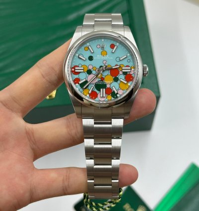 Rolex Oyster Perpetual 41 124300 Celebrate
