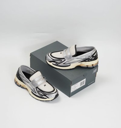 New Balance 1906 Loafers Cream Metallic Silver
