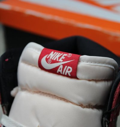 Jordan 1 Retro High Og chicago Lost And Found