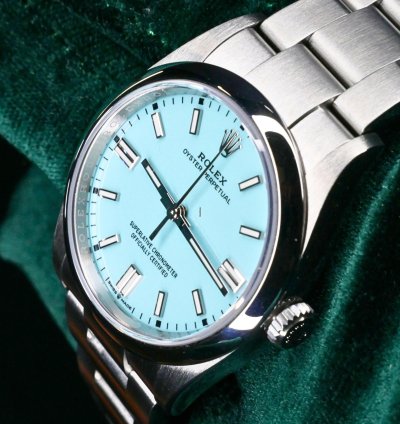 Rolex Oyster Perpetual 41 Mint Complete Set Oyster Perpetual 41 Tiffany Blue Turquoise Blue Dial Steel 124300