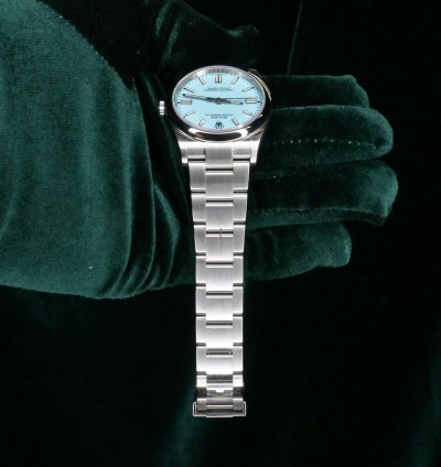 Rolex Oyster Perpetual 41 Mint Complete Set Oyster Perpetual 41 Tiffany Blue Turquoise Blue Dial Steel 124300