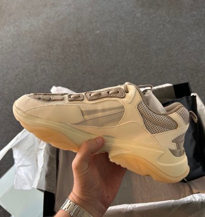 Amiri Bone Runners Stone Grey