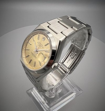 Rolex Oyster Perpetual Date 1530