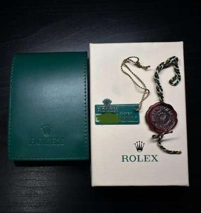 Rolex Oyster Perpetual Date Unworn 1969 18k Gold 1500