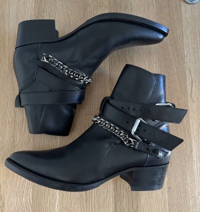 Amiri Chain Detail Jodphur Boots