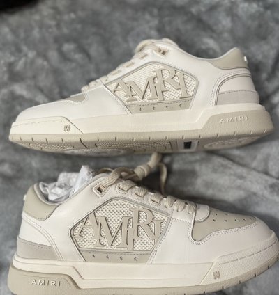 Amiri Classic Low Alabaster