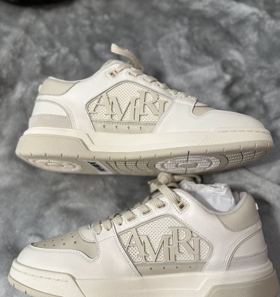 Amiri Classic Low Alabaster