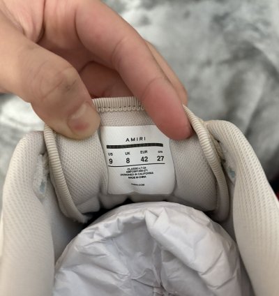 Amiri Classic Low Alabaster