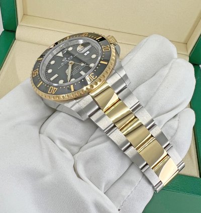 Rolex Sea-dweller Unworn 2025 Sea-dweller 18k Two-tone Black 126603-0001 Complete