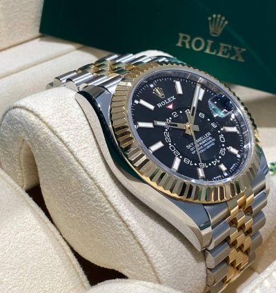 Rolex Sky-dweller