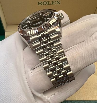 Rolex Sky-dweller 2025 New Sky-dweller Black Jubilee 42mm