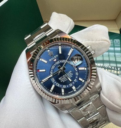 Rolex Sky-dweller 2025 New Sky-dweller Blue Oyster 42mm