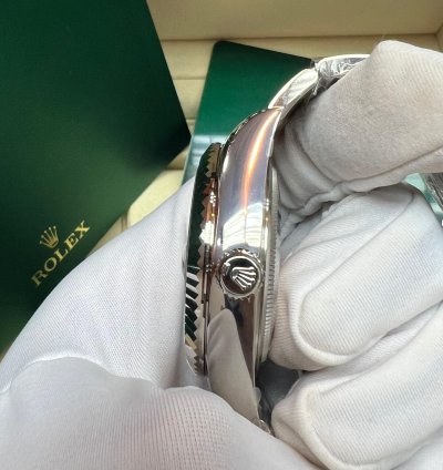 Rolex Sky-dweller 2025 New Sky-dweller Blue Oyster 42mm