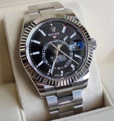Rolex Sky-dweller 06 2022 Unworn Sky-dweller Black Dail 42mm
