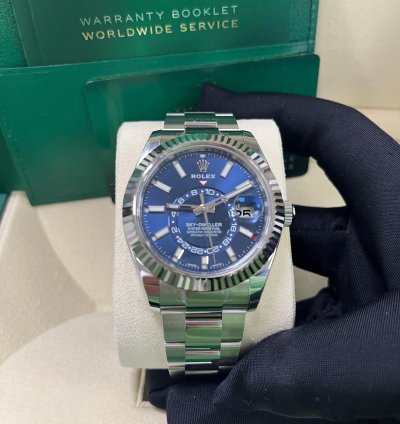 Rolex Sky-dweller 18k White Gold 42mm Blue Dial Steel Bracelet 326934