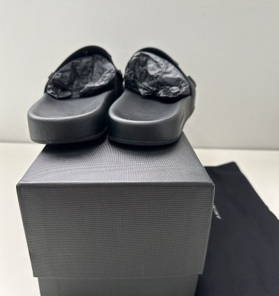 Amiri Logo Pool Slides New Black 41