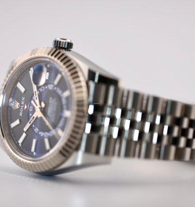 Rolex Sky-dweller 2022 Skydweller Stainless Steel Blue Jubilee 326934