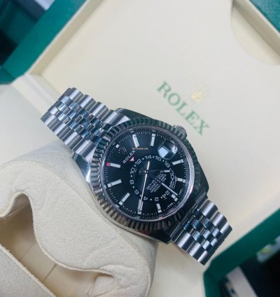 Rolex Sky-dweller 2023 Sky-dweller Black Dial Jubilee Bracelet Unworn 326934 Box Papers