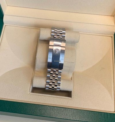Rolex Sky-dweller 2023 Sky-dweller Black Dial Jubilee Bracelet Unworn 326934 Box Papers