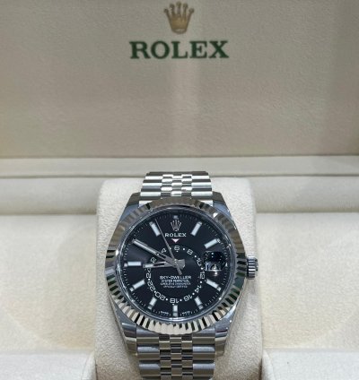 Rolex Sky-dweller 2023 Sky-dweller Black Dial Jubilee Bracelet Unworn Box And Papers 326934